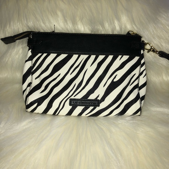 Liz Claiborne hand purse - Picture 1 of 5